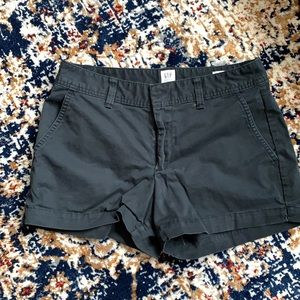 Black GAP short